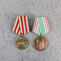 2 UdSSR Medaillen: 800 J. Moskau & Verteidigung Moskaus 40er
