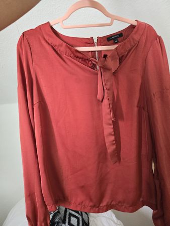 Rote Schluppenbluse Gr. M - ideal für Herbst 🍂