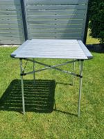Campingtisch kompakt in einer Tasch