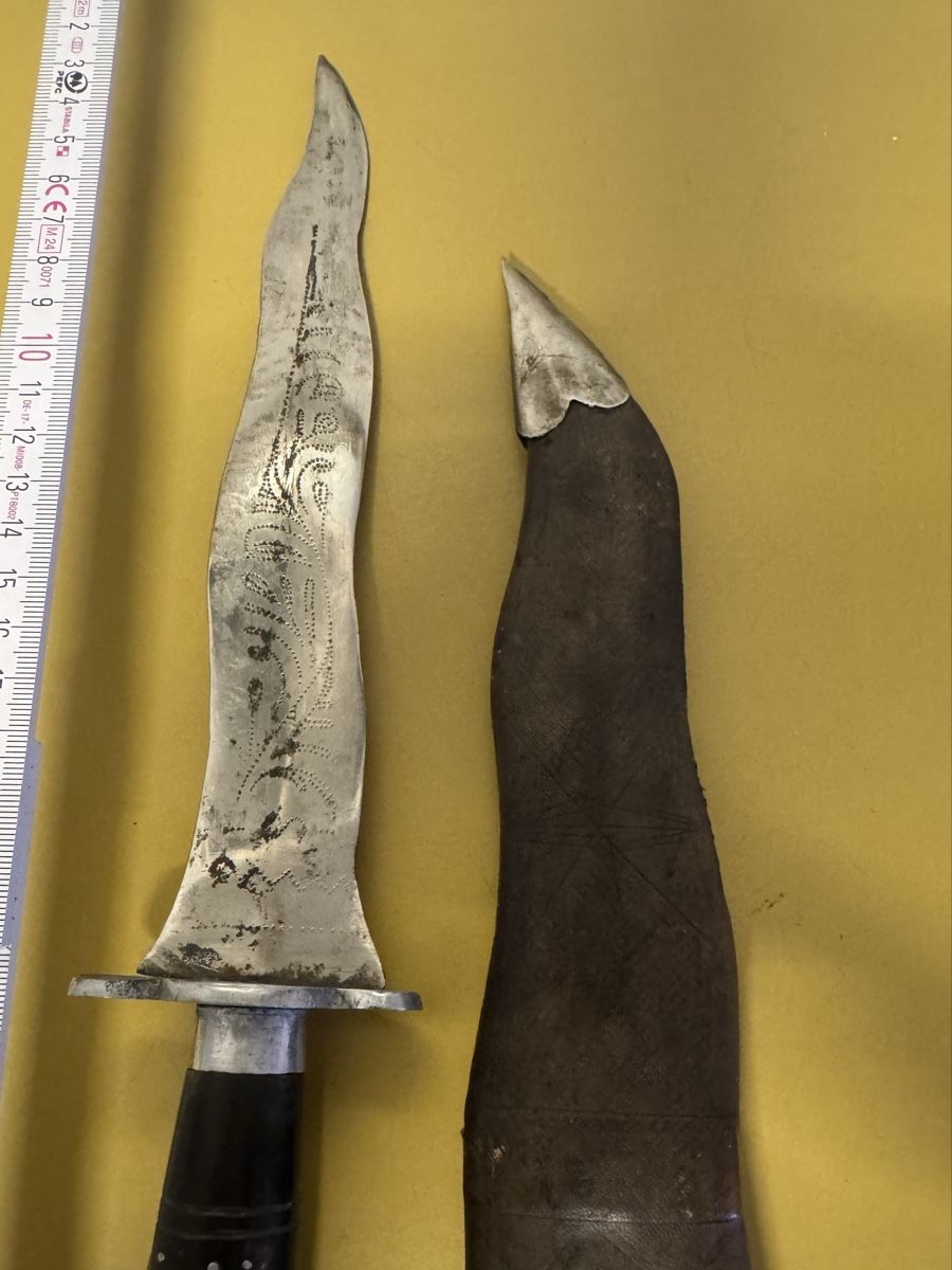 Couverts: Altes Messer mit Scheide, dekoratives Sammlerstuck – D'occasion à Schlieren par Freundlich02 3