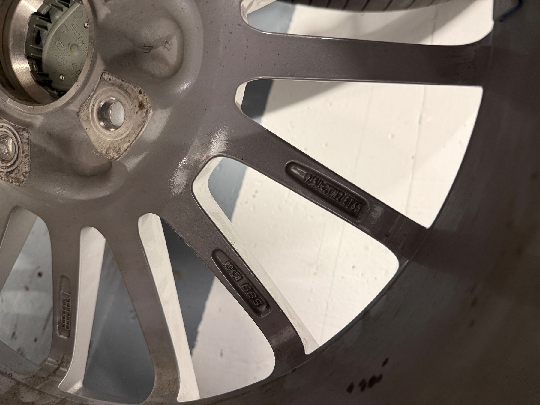 Porsche Pneumatici & Ruote complete: Porsche Panamera Kompletträder Sommer – Usato da Nürensdorf venduto da Jetti50 6