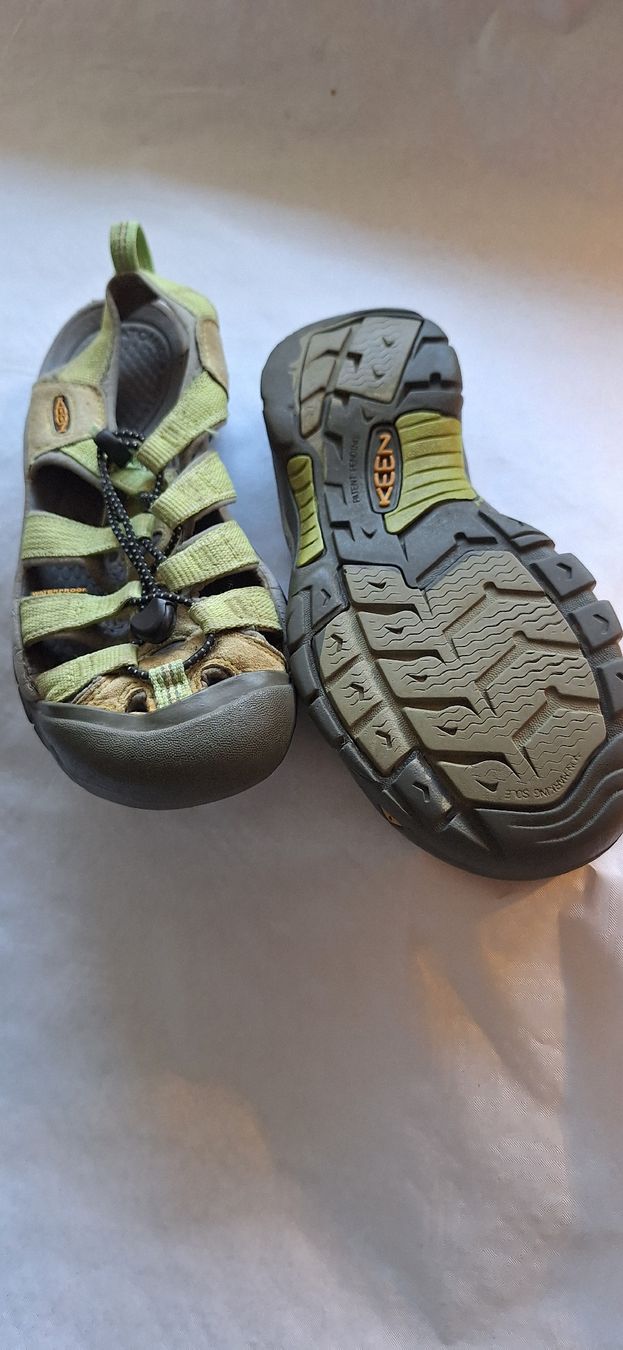 Keen Scarpe da uomo: Keen Sandalen 38.5 – Usato da Innertkirchen venduto da mar_km9t