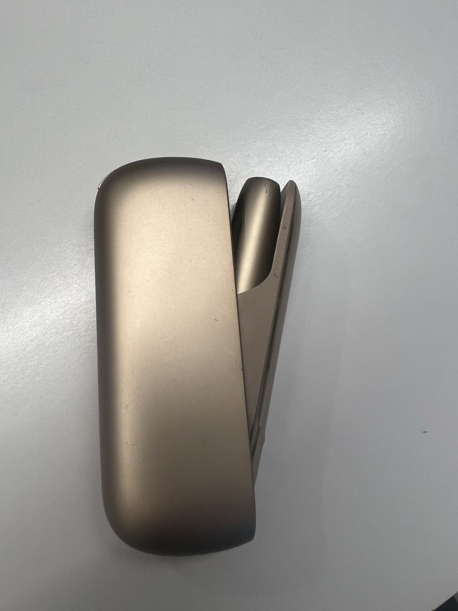 Iqos Autres tabacs: Iqos gerät  – D'occasion à Zuckenriet par Chiaretta1879 2
