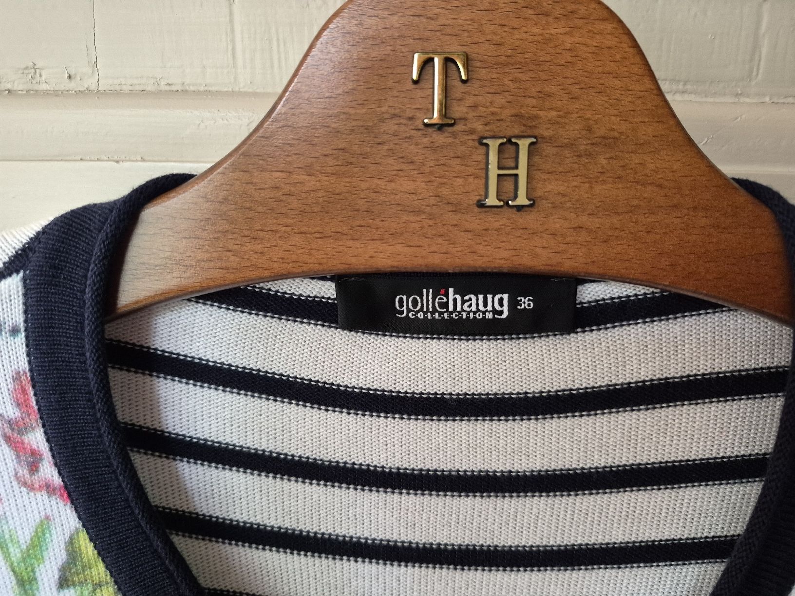 Vestes: Gollehaug Strickjacke Gr.36 – D'occasion à Winterthur par Wohnhaus 1