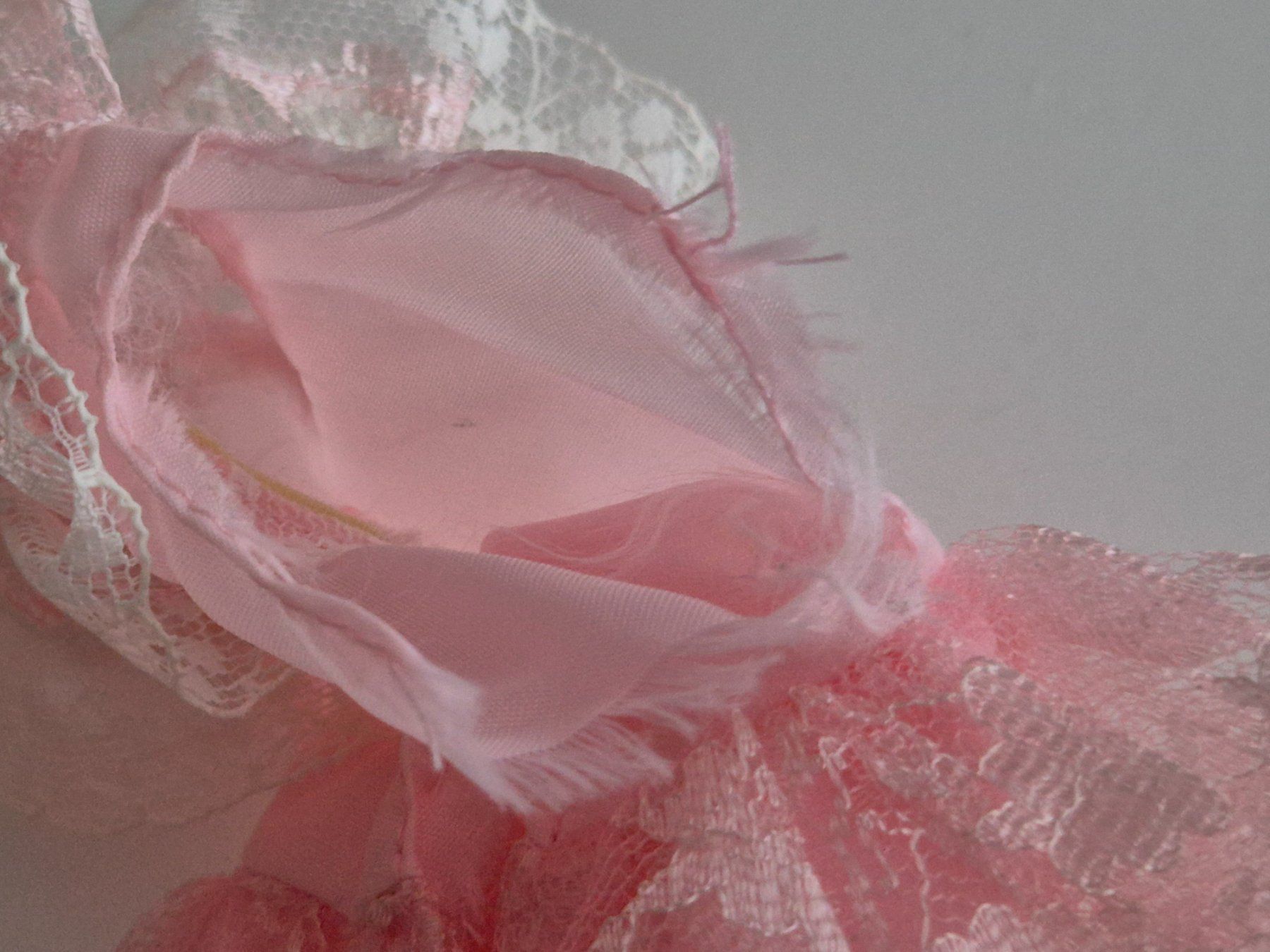 Bambole: Barbie Rosa Kleid mit Rüschen – Usato da Zürich venduto da pau_y8mv 2