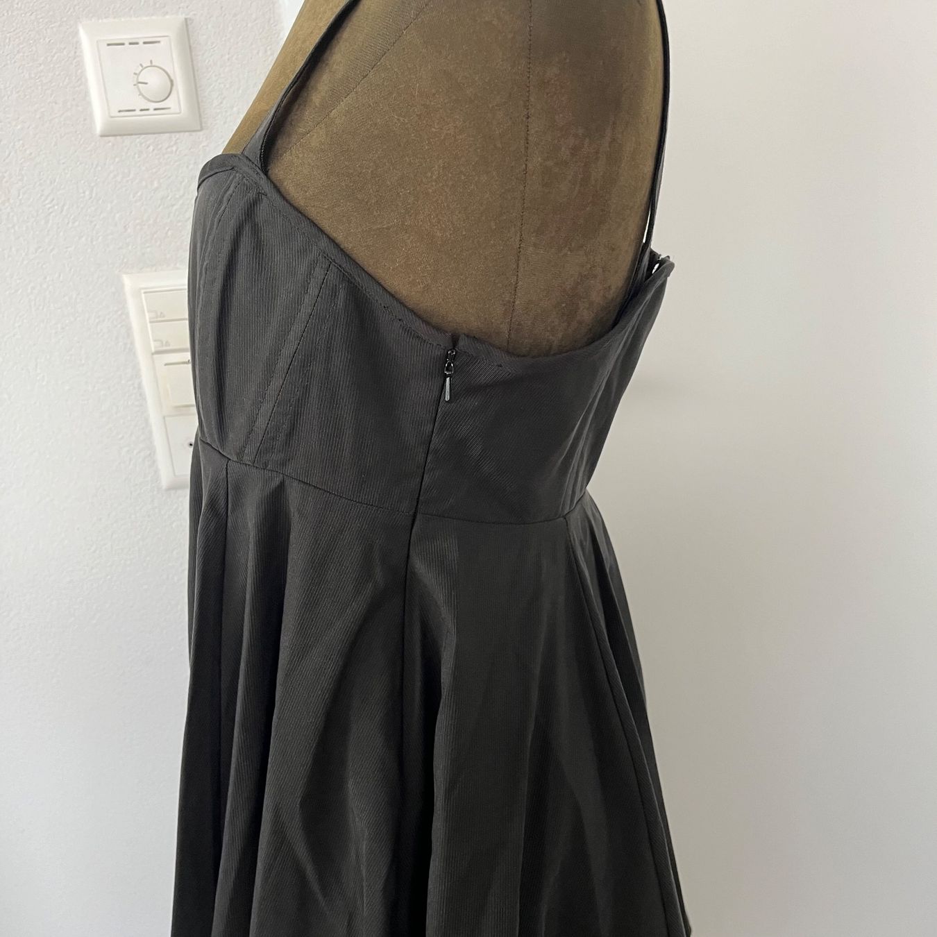Robes: Twenty8Twelve by S.Miller Dress – Neuf (Voir description) à Zug par Grc999 5
