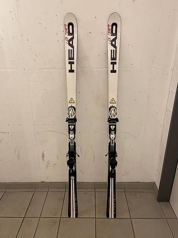 Skis: Ski HEAD – Gebraucht aus Triesen von Chevalley