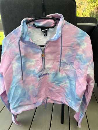 Ellesse Kurz Sportjacke Gr. 38 (klein geschnitten)