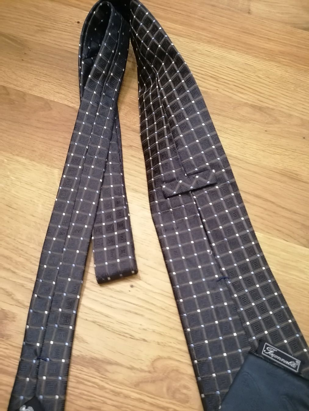 Cravatte: Faconnable Krawatte 100% Seide - Nr.250 – Usato da Basel venduto da vintagecollector 4