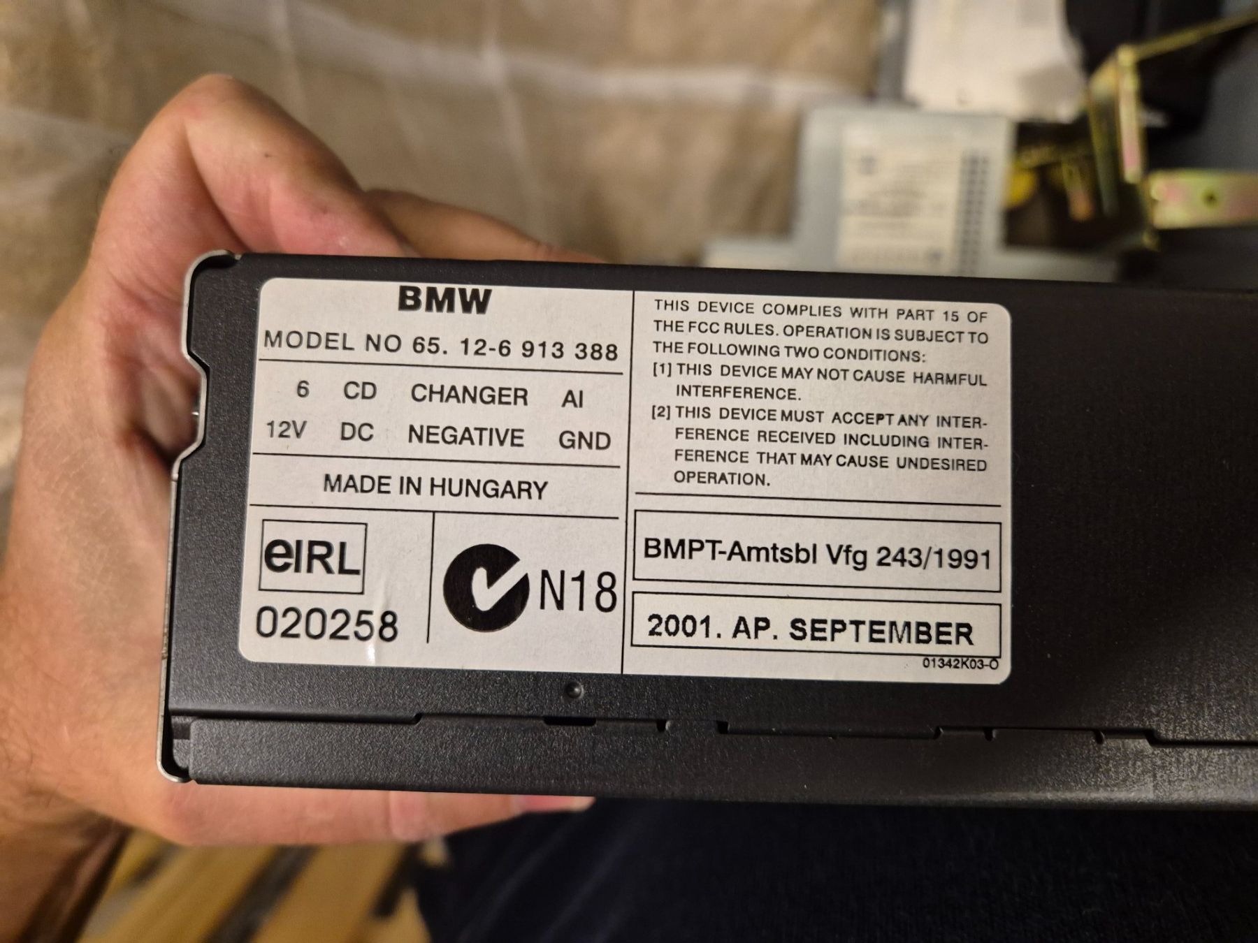 BMW Radio: BMW e39 6 CD changer 65.12-6 913 388 – Usato da lausanne venduto da nicolausanne 1
