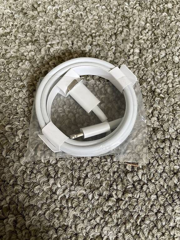 Kabel: USB-C auf Lightning Ladekabel  Neu – Gebraucht aus Buchs SG von auchan2008 1