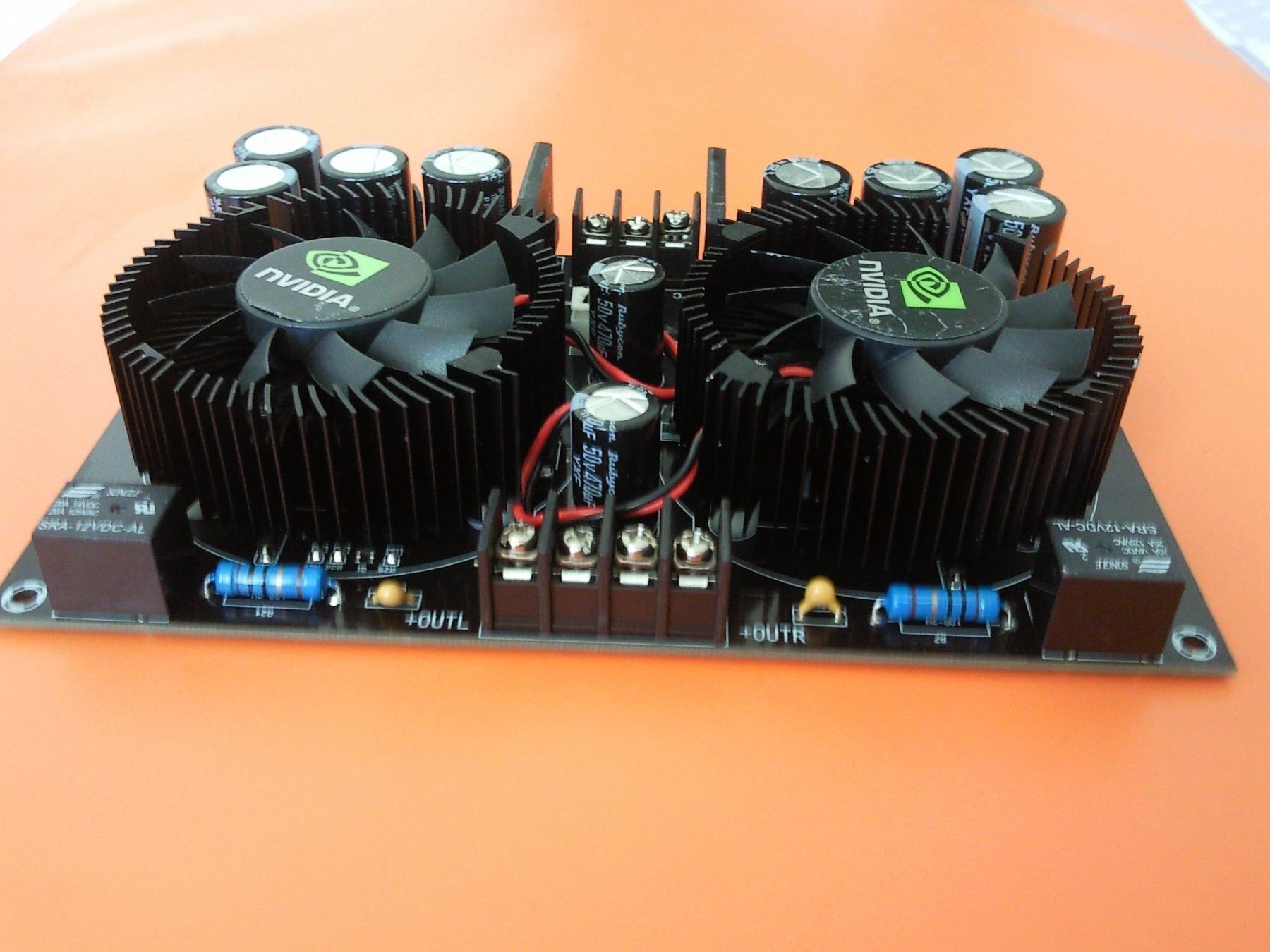 Amplificatori: 2 x 100W Hi Fi Stereo Amplifier – Nuovo e nell'imballaggio originale da Berikon venduto da m1l3n 2