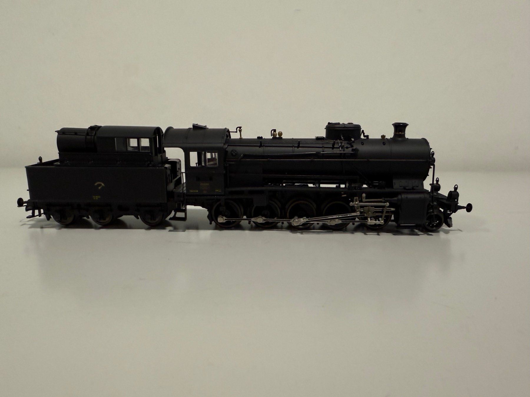 Roco Modellini di ferrovie: Dampflokomotive C 5/6 der SBB – Nuovo (secondo la descrizione) da Oftringen venduto da Pgi 1