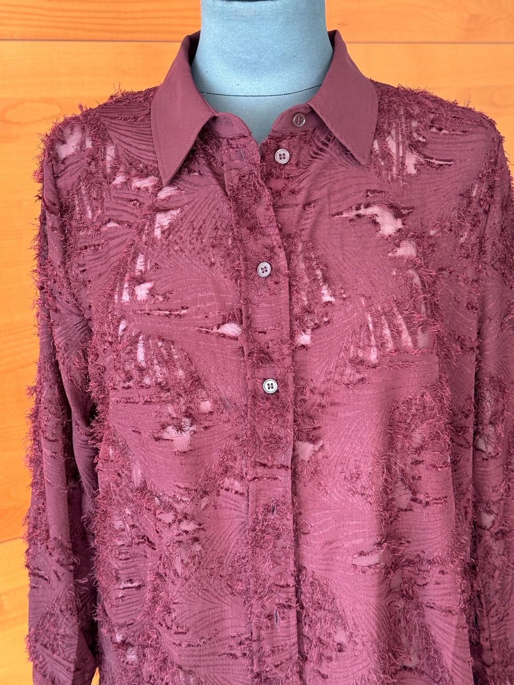 H&M Camicette: Neue Bluse/ bordeaux Gr.M – Nuovo (secondo la descrizione) da Morschach venduto da jeanhenrifabre