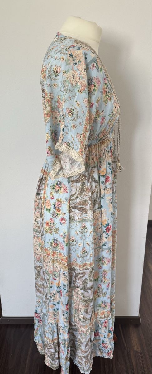 Vestiti: Maxikleid Blumenprint 1 Size – Usato da Ermatingen venduto da Speiki2 3