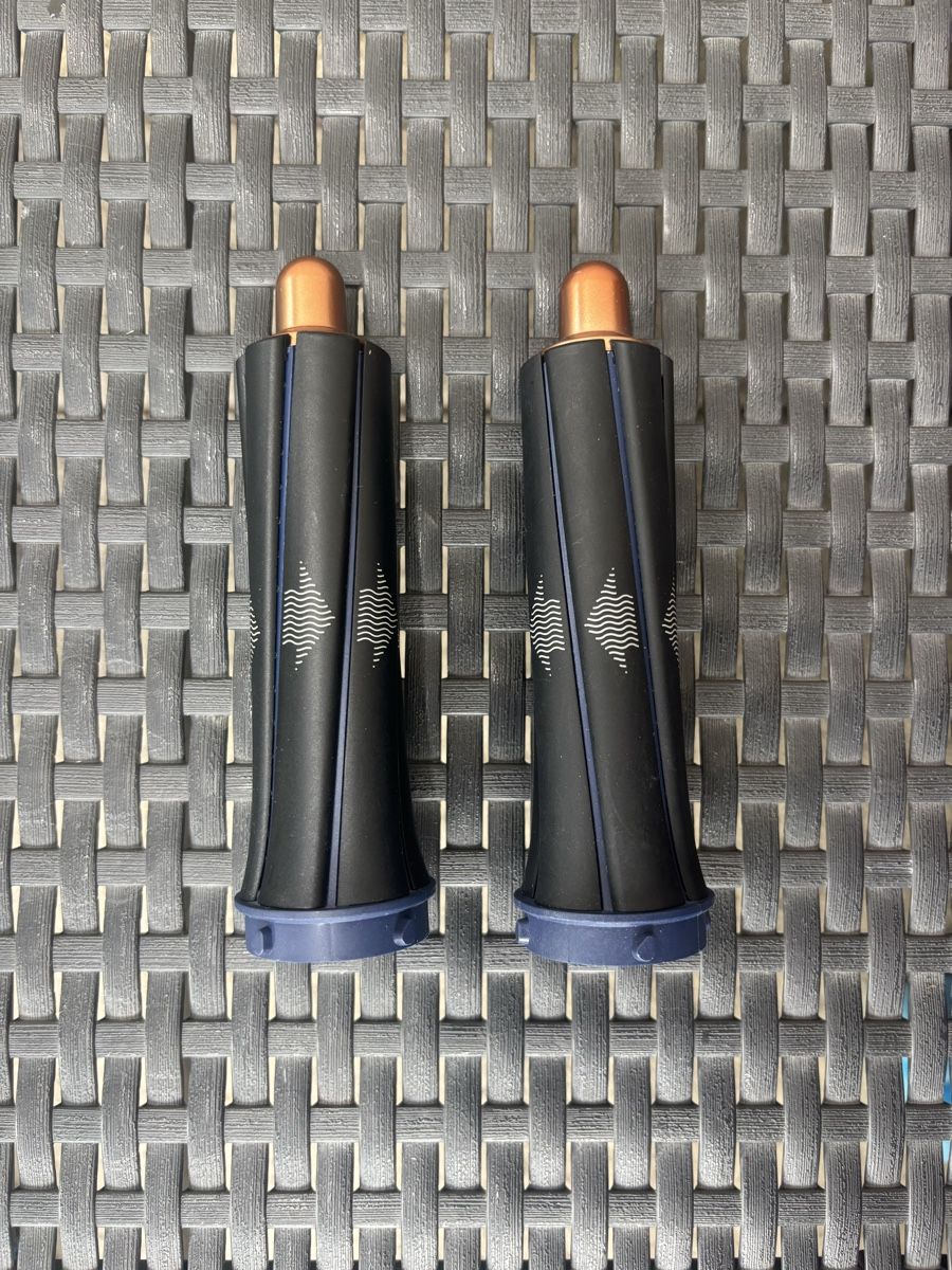 Piastre & Arricciacapelli: Rouleaux Dyson Airwrap 40mm – Usato da Carouge GE venduto da lia_t7zd 1