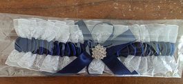 👰 Brautstrumpfband mit Spitze, blau, ungetragen, neu!
