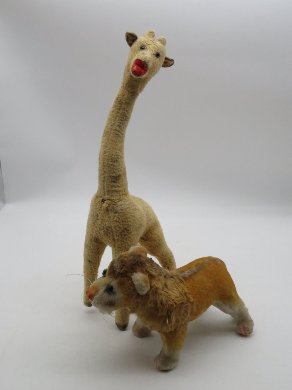 Giocattoli: Vintage Stofftier-Duo Löwe & Giraffe – Usato da Reinach BL venduto da WBZ-Flohmarkt 3