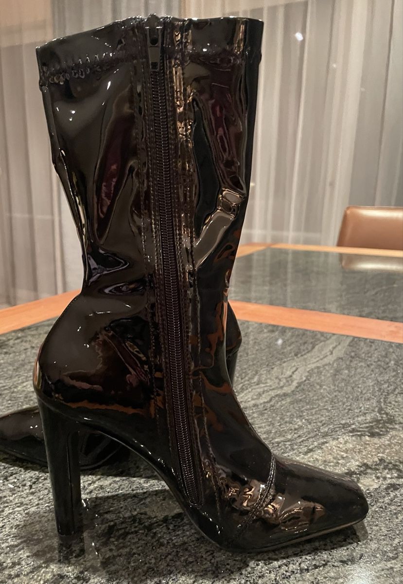 Scarpe da donna: Lack Stiefel Schwarz, Gr. 39, Neu – Nuovo (secondo la descrizione) da Pfaffnau venduto da Loefibu 1