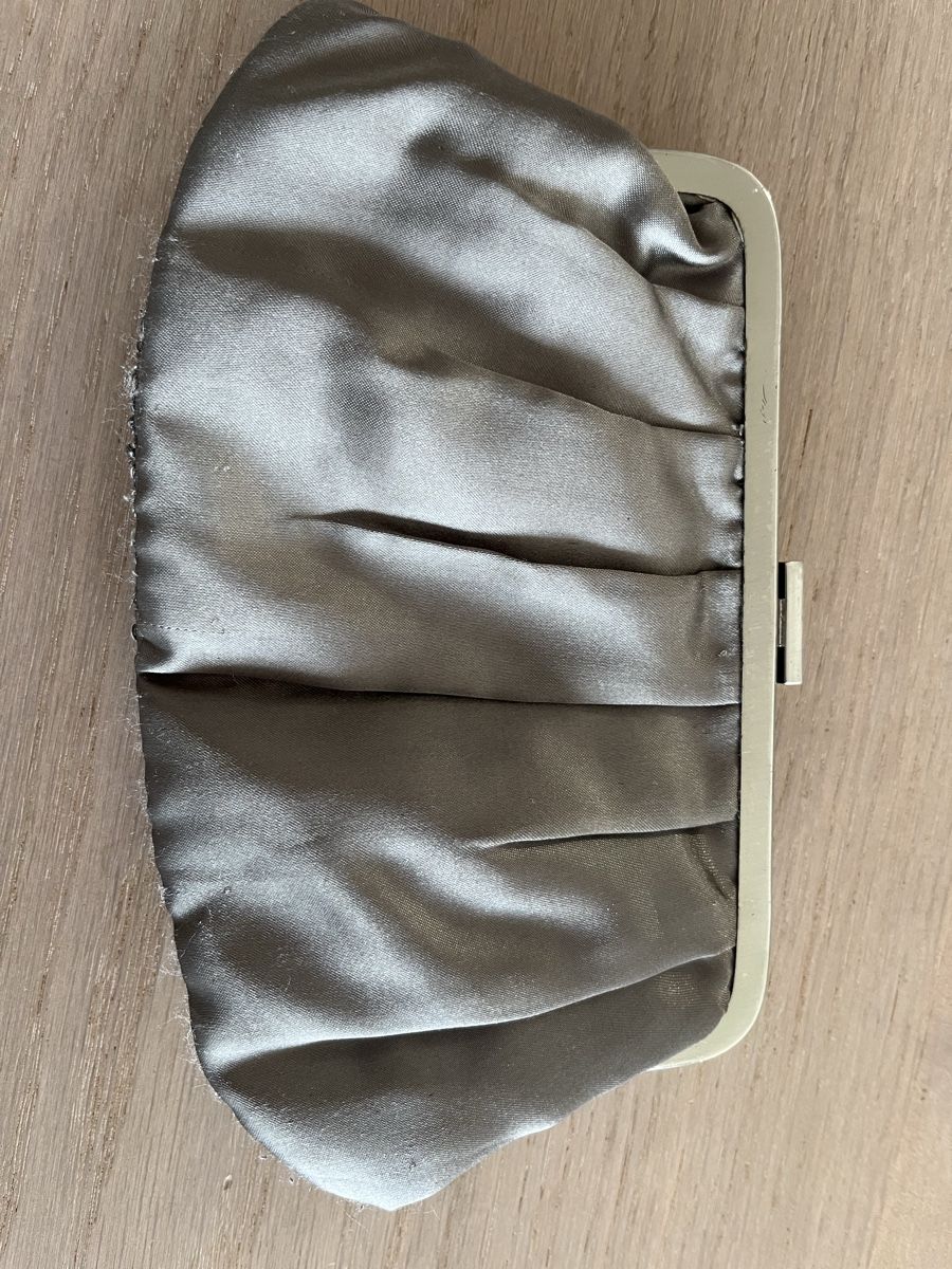 Borse da donna: Accessoirize Clutch, Grau, mit Glitzerperlen🌟 – Usato da Pfäffikon SZ venduto da humming-bird 1
