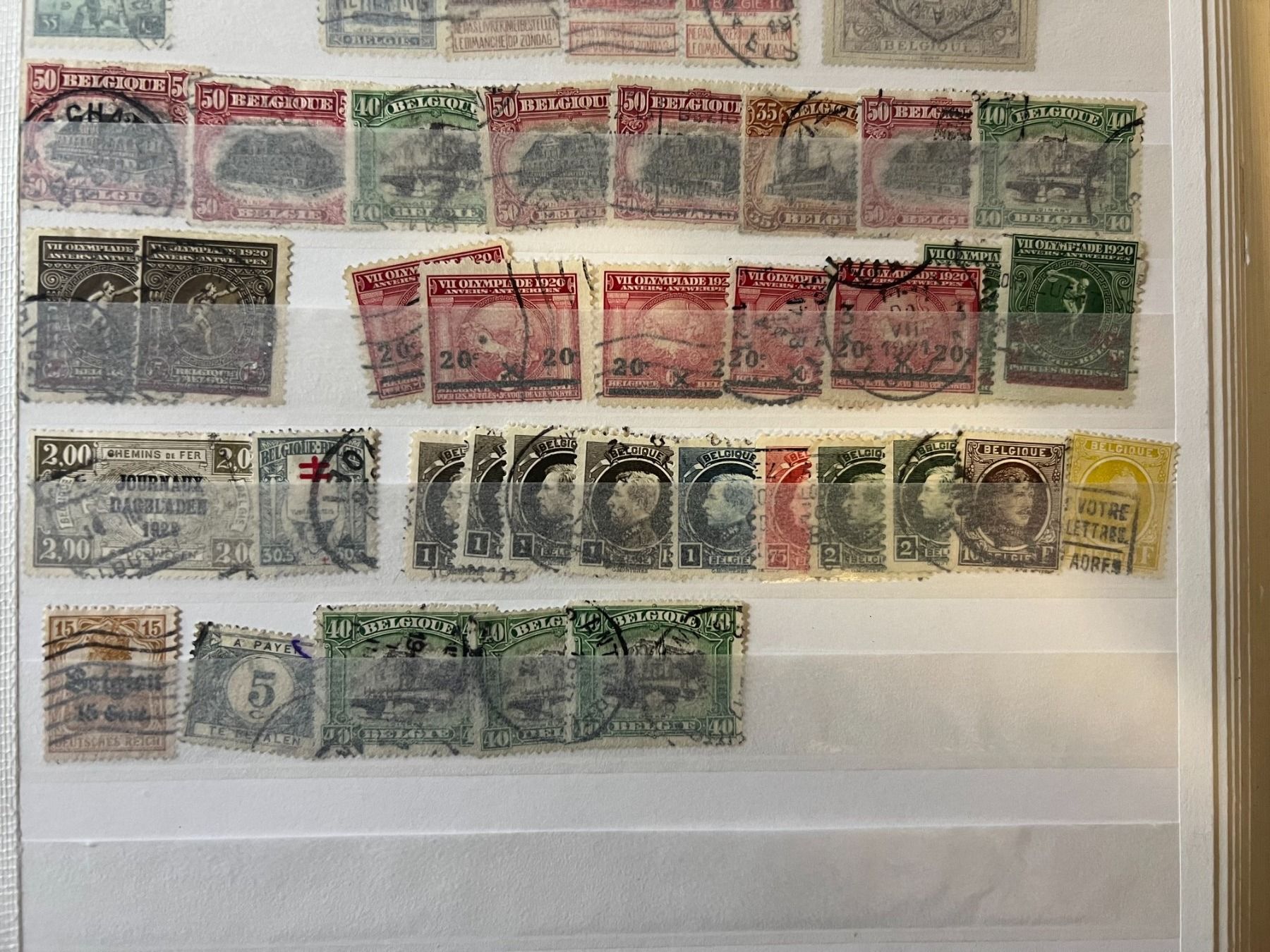 Tutti i francobolli: () 53 timbres Belgique anciens – Usato da Lausanne venduto da ffhoud 4