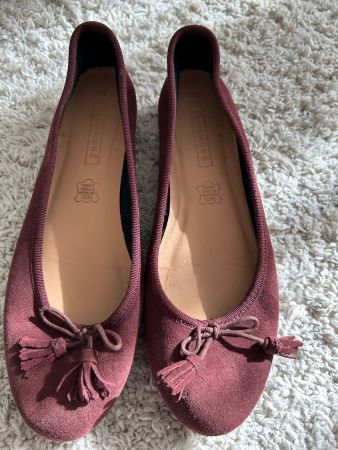 A. André Ballerinas Gr. 40, Burgunderrot, Wildleder...