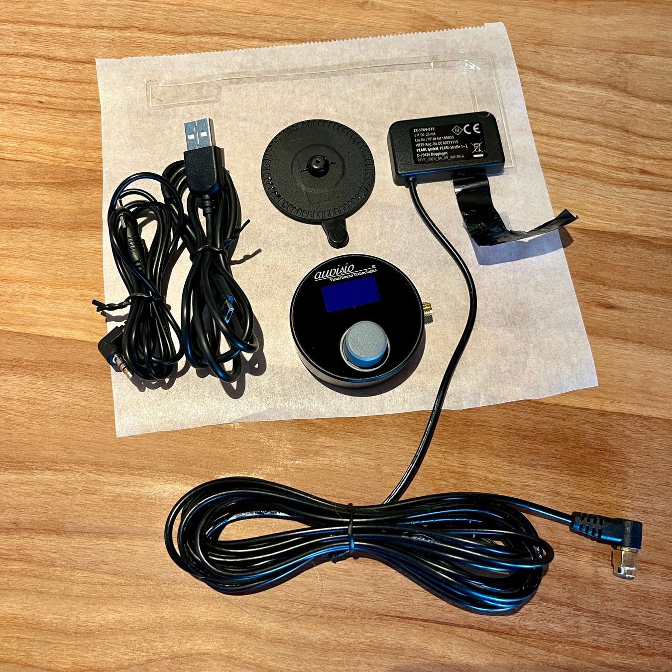 Adattatori: Auvisio DAB+/DAB-Empfänger mit FM-Transmitter – Usato da Steinen venduto da AllerleiHandel 1