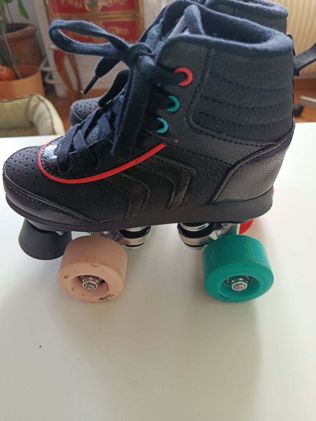 Oxelo Pattini in linea & Pattini a rotelle: Oxelo Kinder Rollschuhe Gr. 32 – Usato da Wattwil venduto da sunicheyenne 3