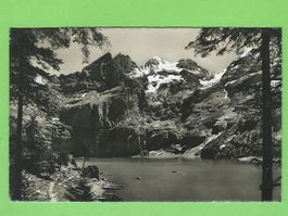 Am Oeschinensee b. Kandersteg mit Rothorn, Blümlisalphorn