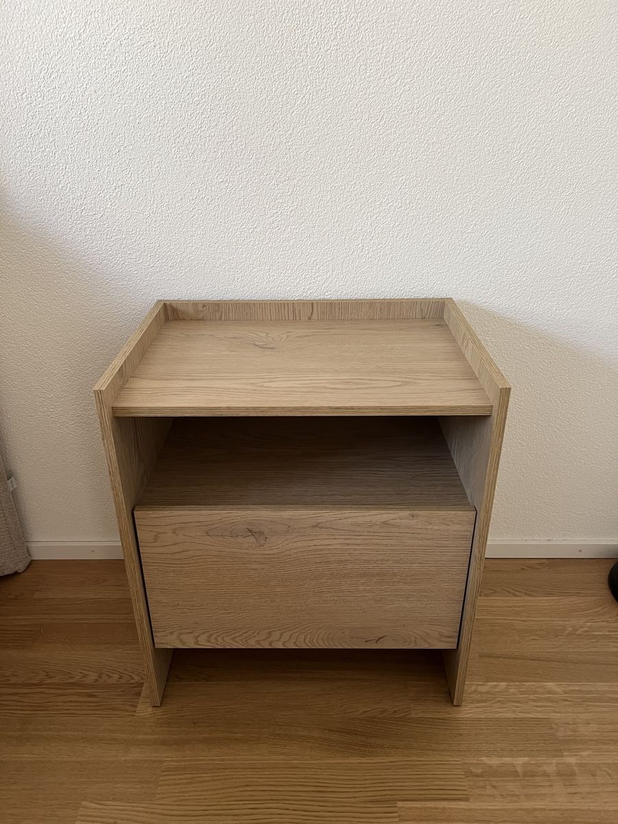 Tables de nuit: Nachttisch (Eichenholzoptik) – Neuf (Voir description) à Würenlingen par SaulGoodman1