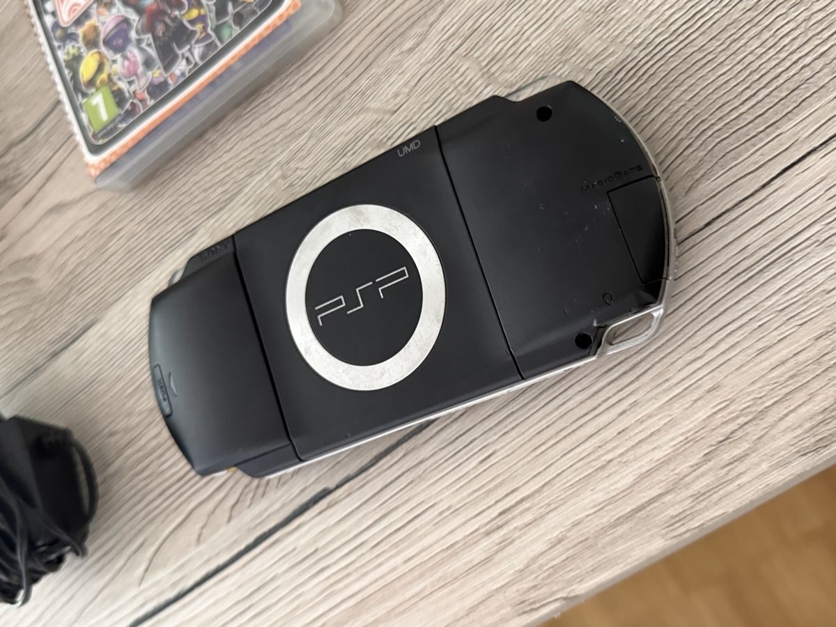 Sony Console: Sony PSP mit 3 Spiele – Usato da Wettingen venduto da Joelds98 4