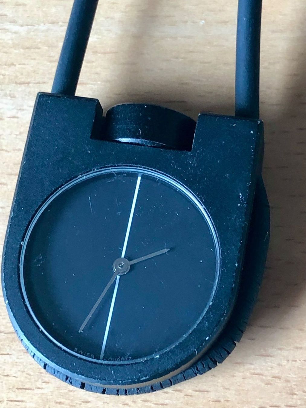 Orologi: Bruno Ninaber van Eyben Design  1976 – Usato da Zeihen venduto da Swissmade 1