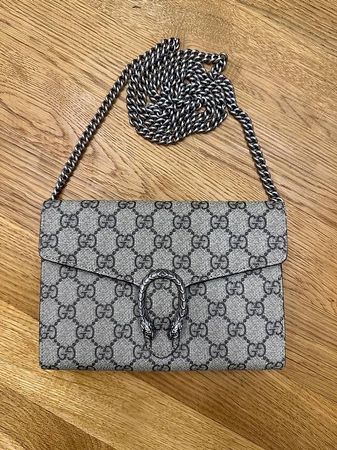 GUCCI Dionysus Brieftasche mit Kettenriemen