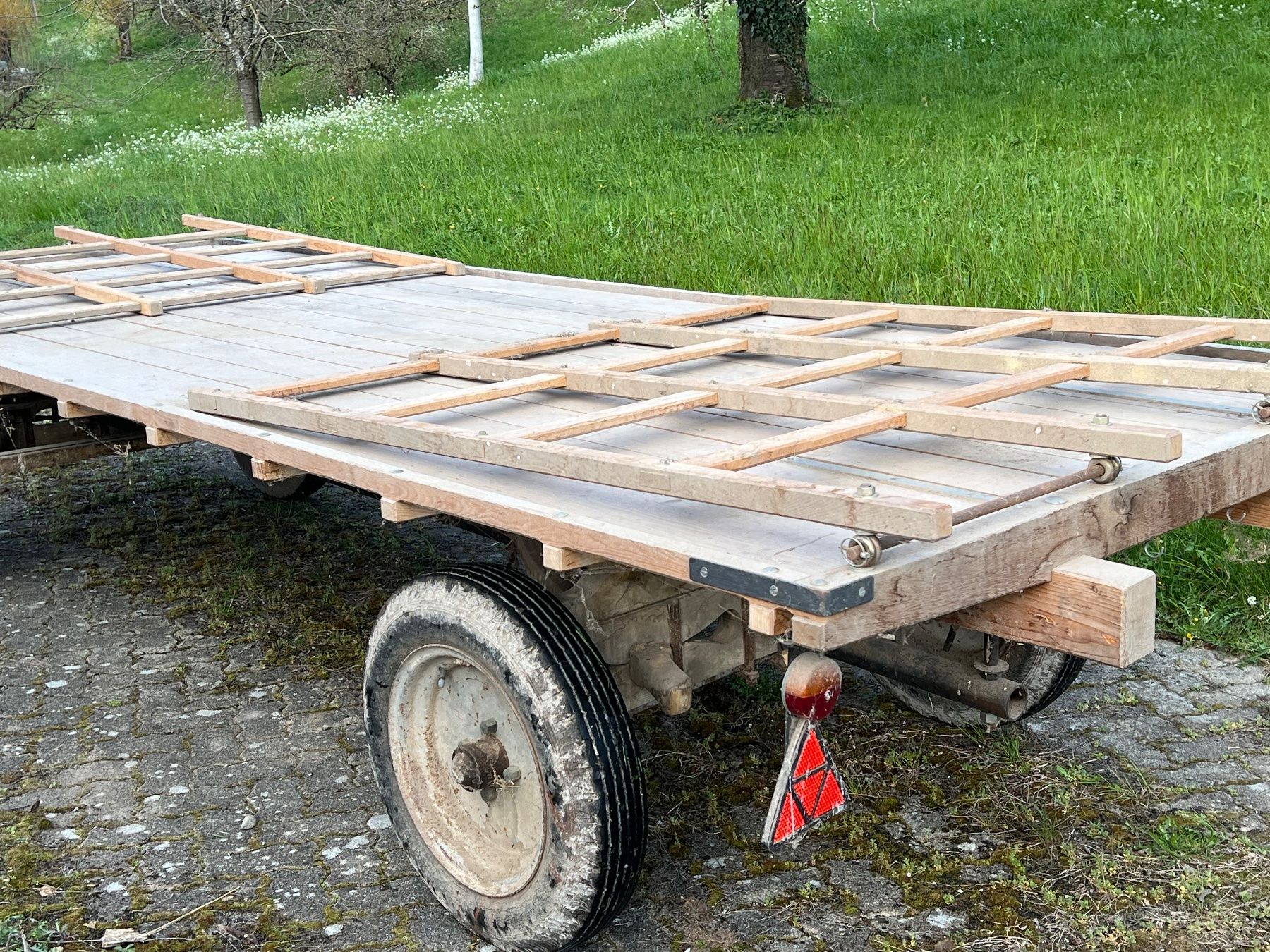Rimorchi: Brückenwagen Holz mit Heugatter – Usato da Benken SG venduto da wingwinj 7
