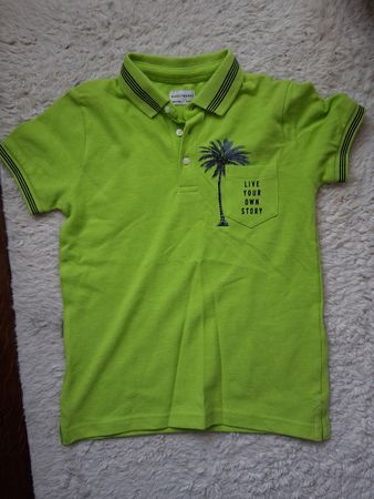 Grünes Polo Shirt Palmenprint Gr. 128 Sommer 🌴 neuwertig