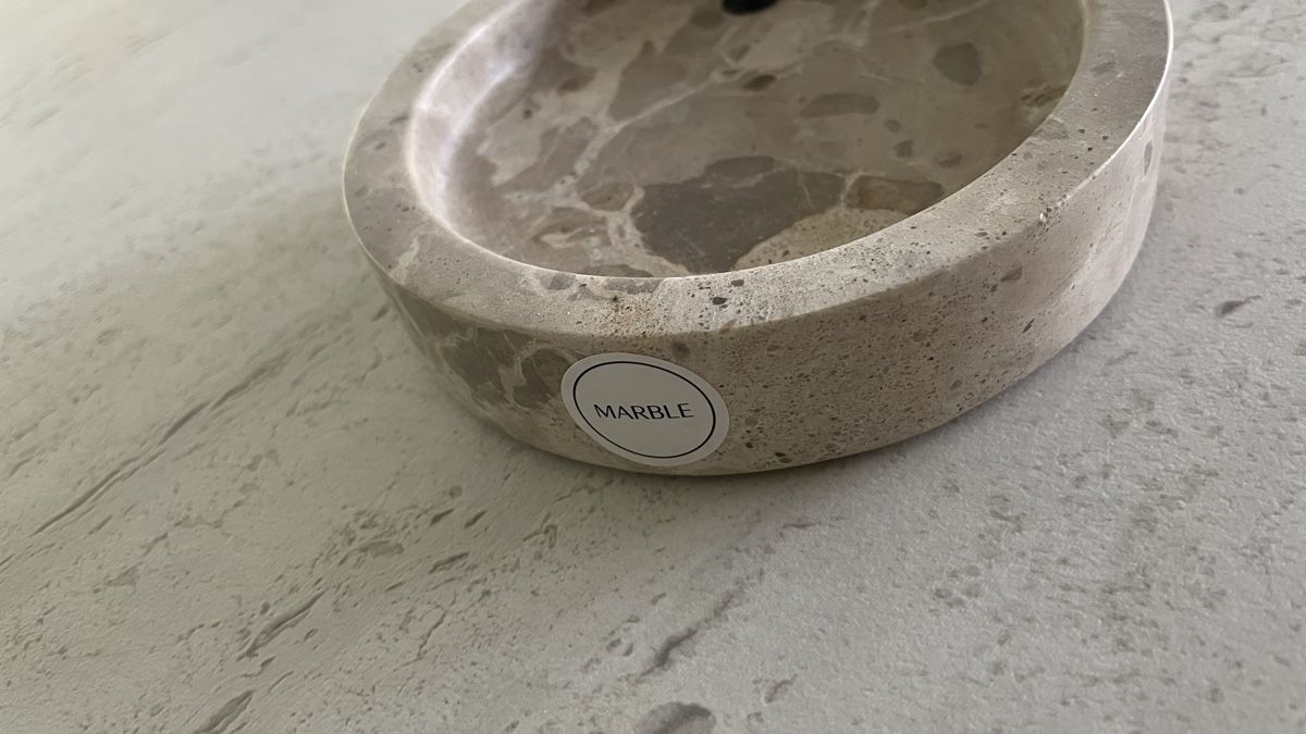 Portagioie: NEUF Présentoir à bijoux en marbre – Nuovo (secondo la descrizione) da Satigny venduto da Pauline_1987 2
