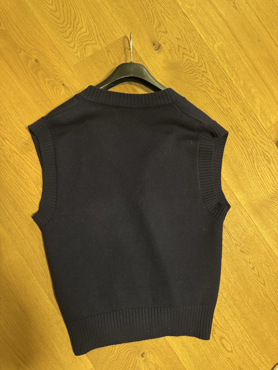 Top: Ami Paris Jumper – Usato da Grüningen venduto da Jimmy20 3