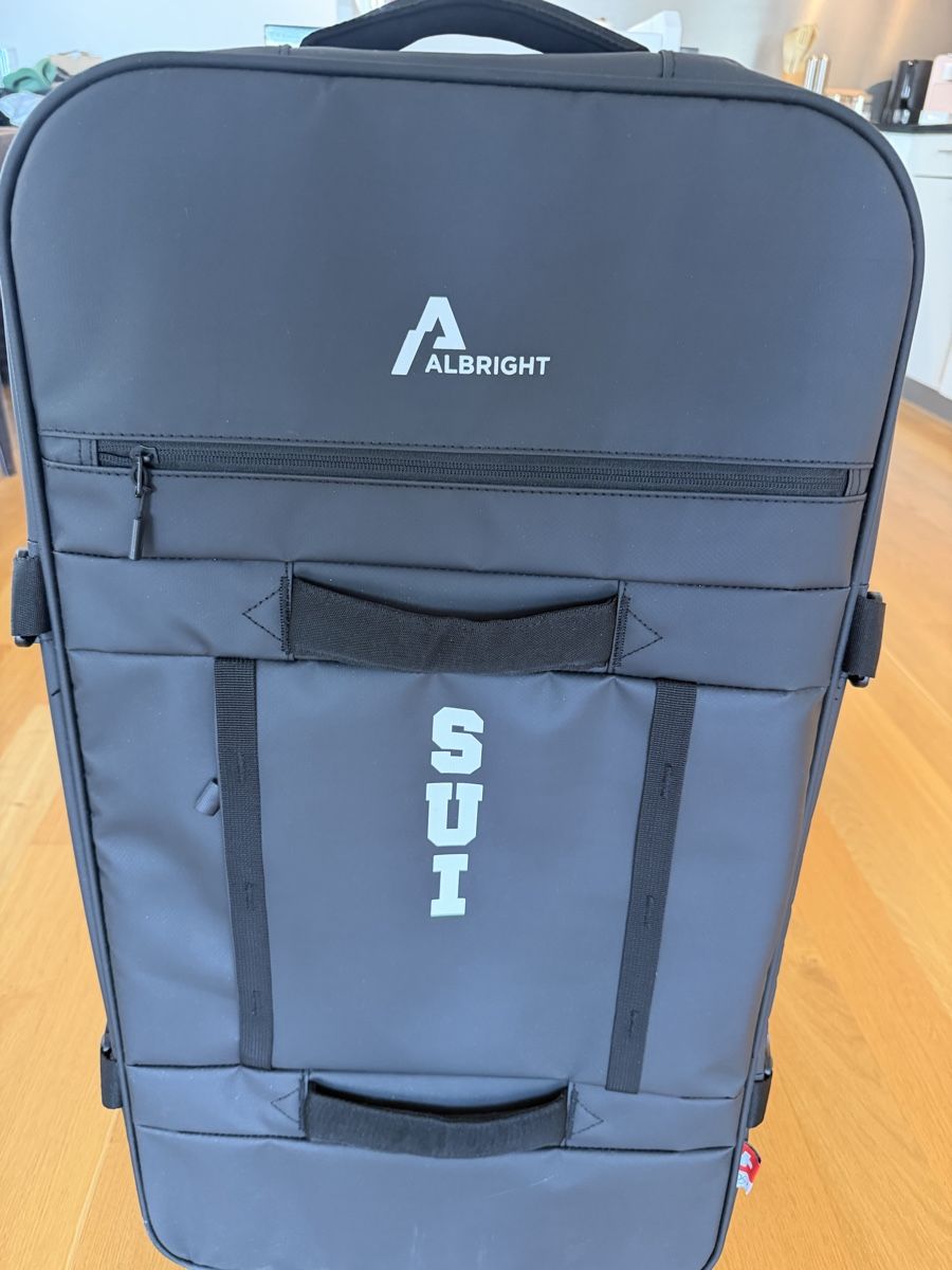 Reisekoffer: Albright SUI rolling suitcase black NEW!! – Neu und originalverpackt aus Suhr von tja_g2fp 2