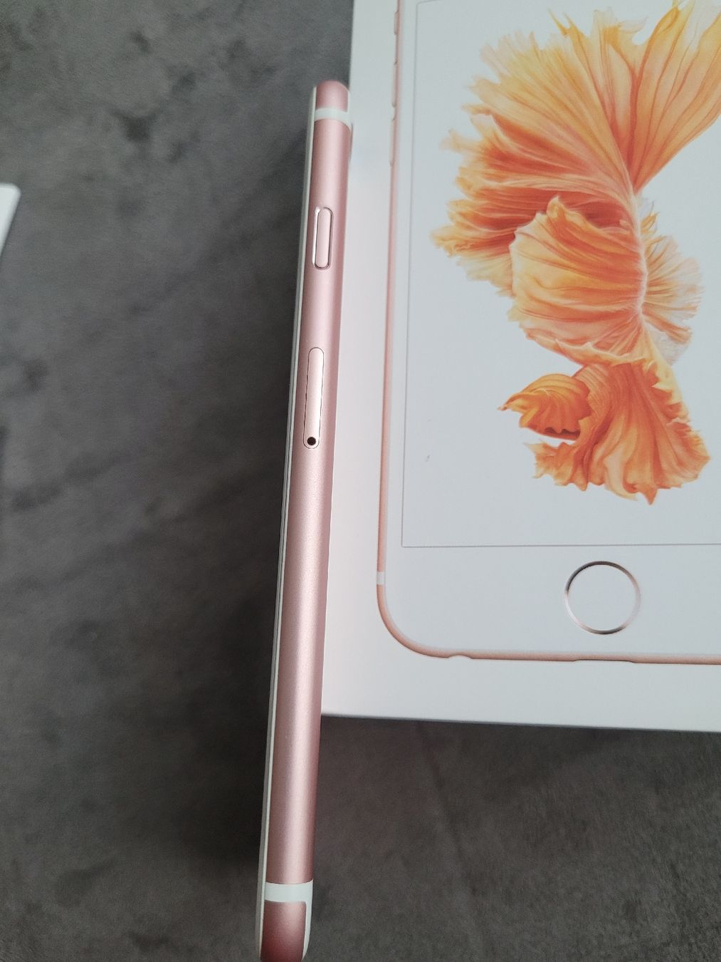 Apple Telefoni cellulari / Smartphones: iphone 6s 128GB Rose Gold  – Usato da Birsfelden venduto da joz_t7bw 7