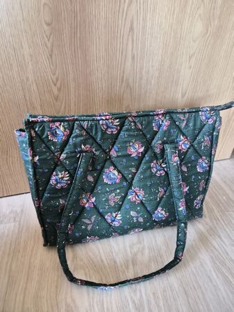 Sac matelassé motif floral vert occasion