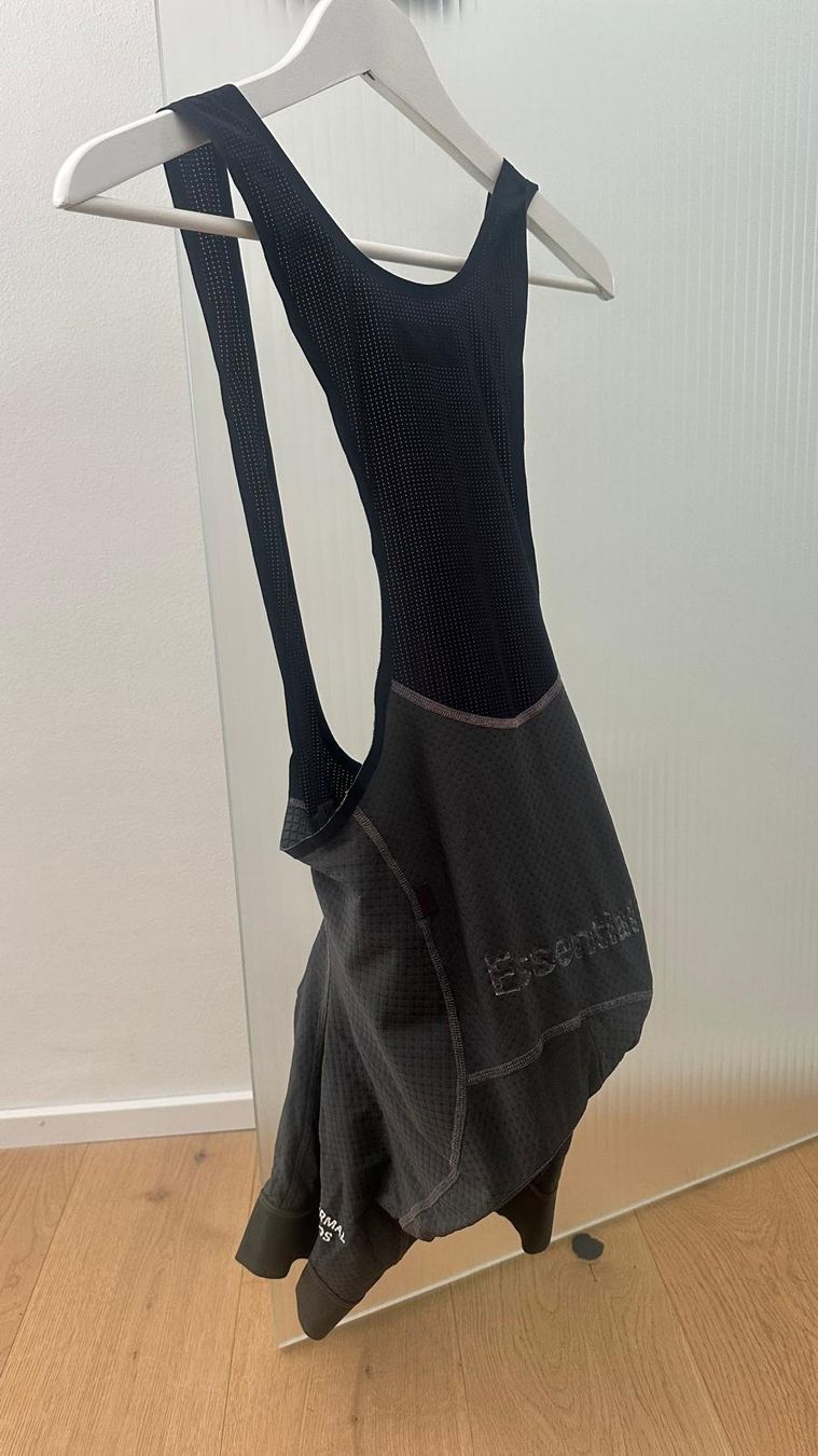 Pas Normal Studios Pantaloni: Pas Normal Studios Essential Bib – Usato da Selzach venduto da e30dtm 1