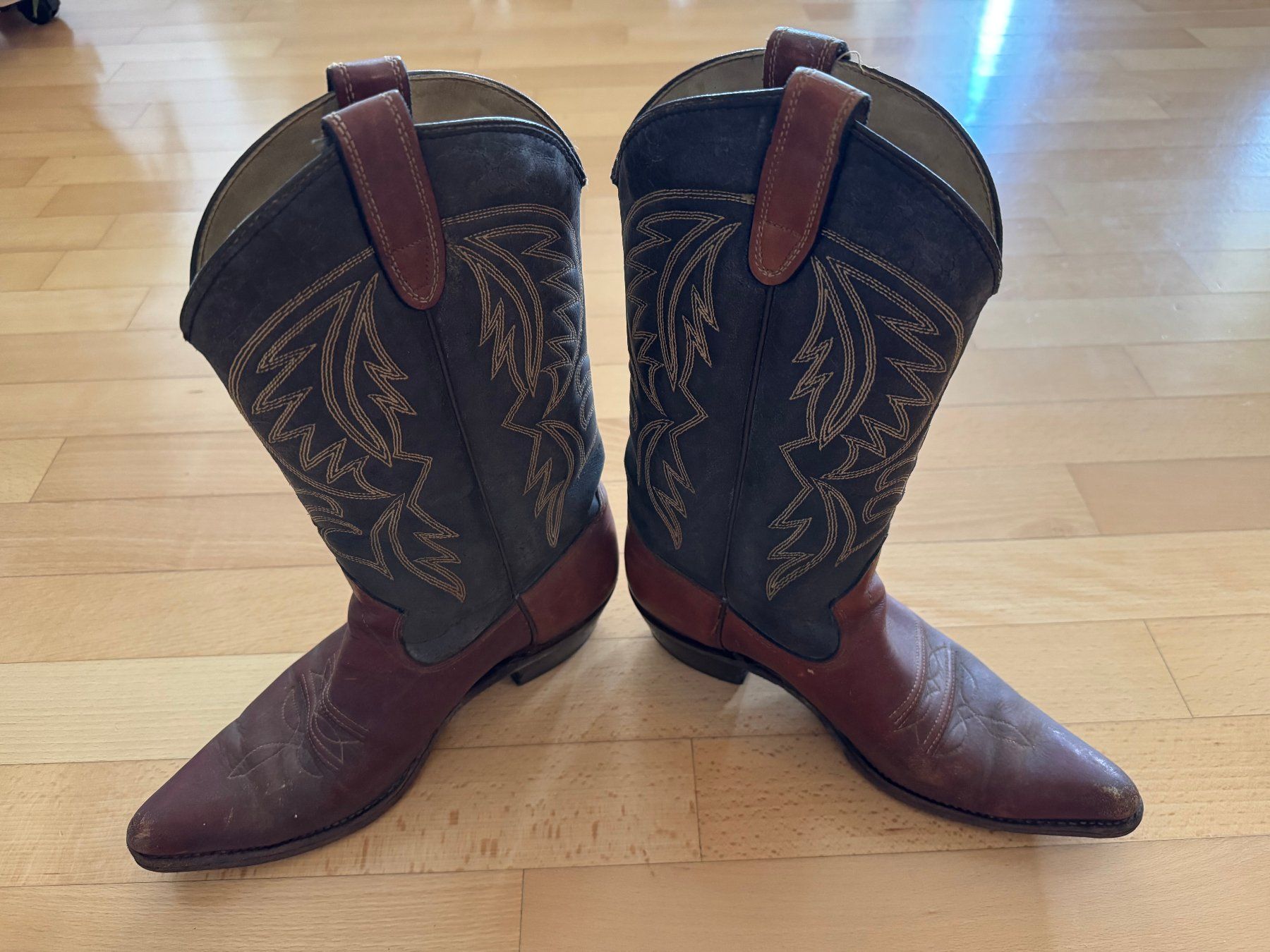 Scarpe da uomo: Cowboystiefel Grösse 7 1/2 – Usato da Zürich venduto da Hawaii22 3
