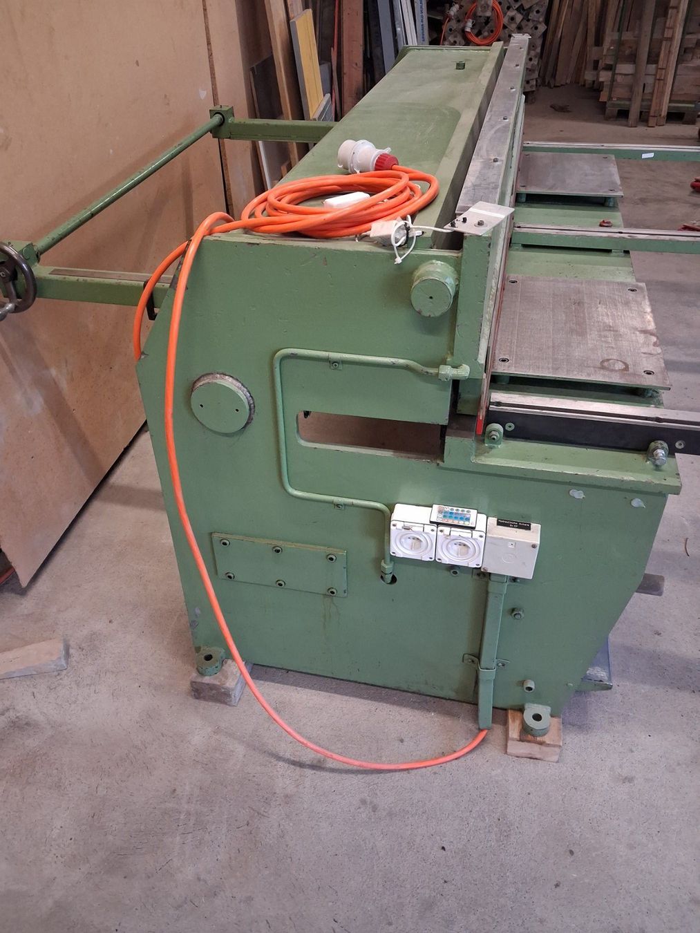 Toutes les machines: Tafelschere Blechschere – D'occasion à Herrenschwanden par dha02 2