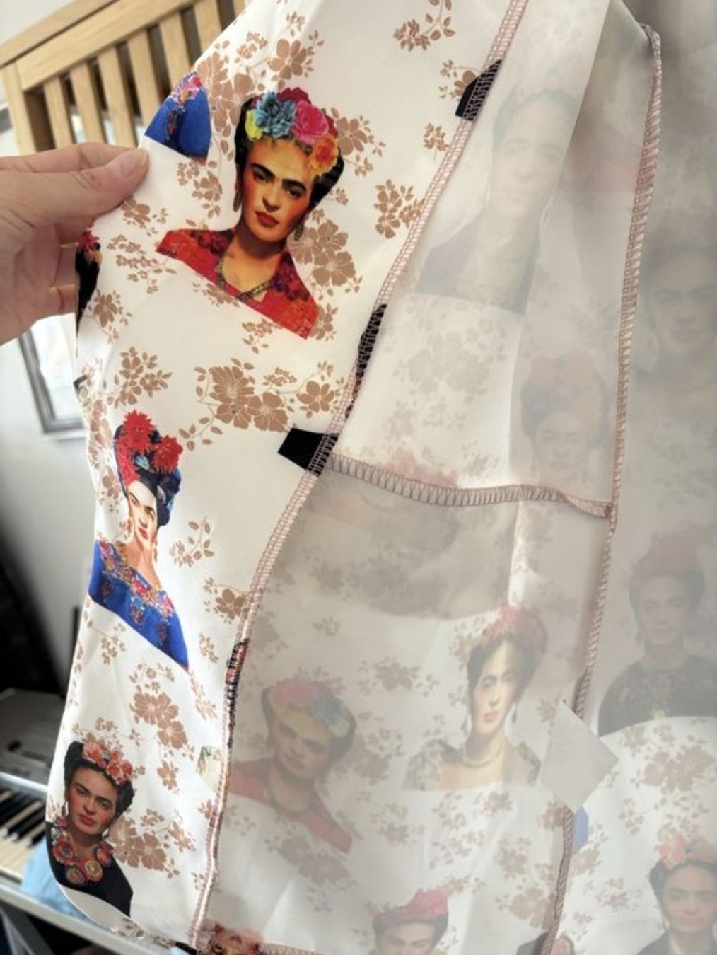 Giacche: Blazer Frida Kahlo – Usato da Lausanne venduto da Cognitia 5