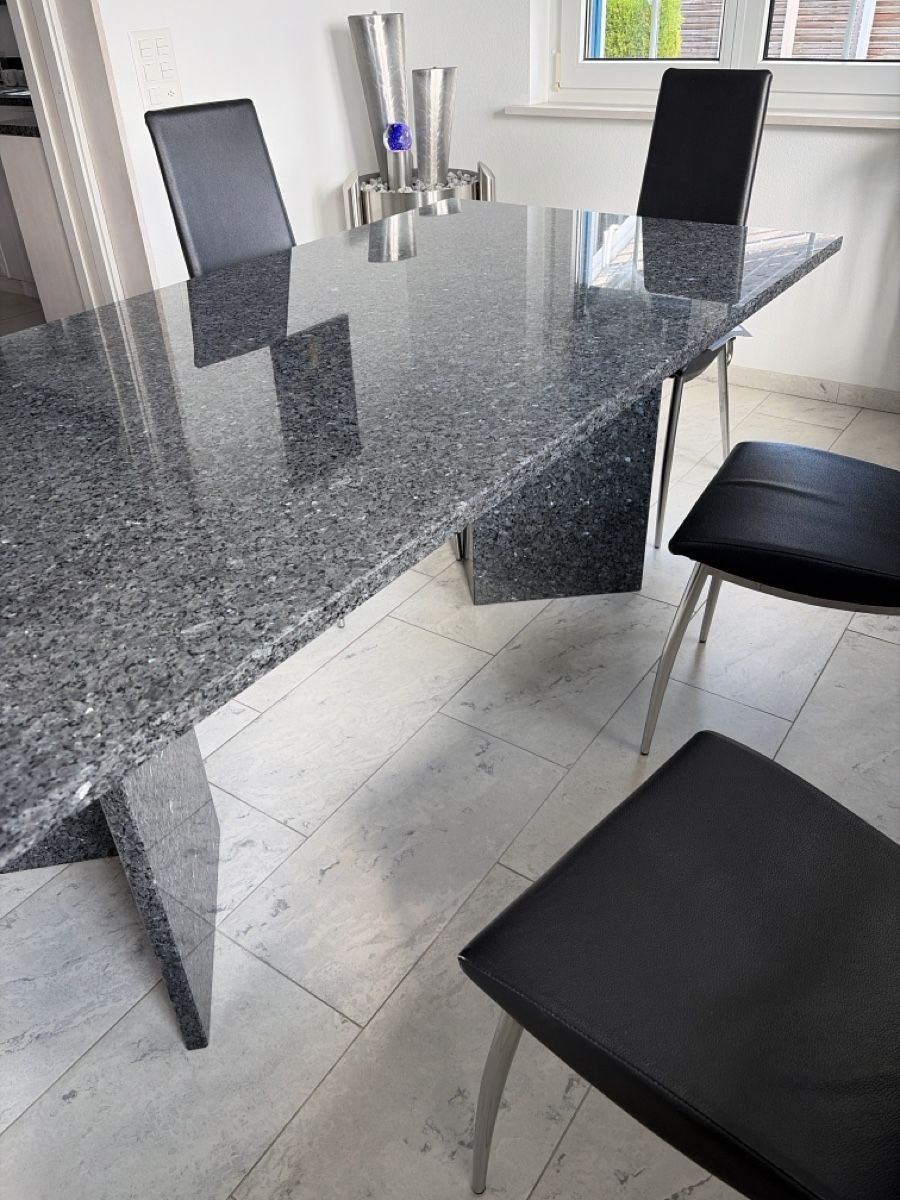 Tables: Esstisch Granitplatte dunkelgrau – Neuf (Voir description) à Zuzwil SG par ady2 1
