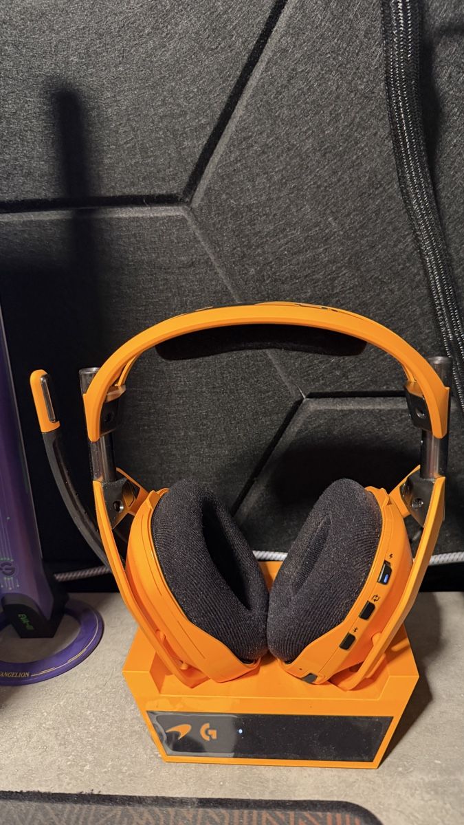 Astro Gaming Cuffie: Astro A50 x Mclaren Edition – Nuovo (secondo la descrizione) da Basel venduto da Jodani1605 1
