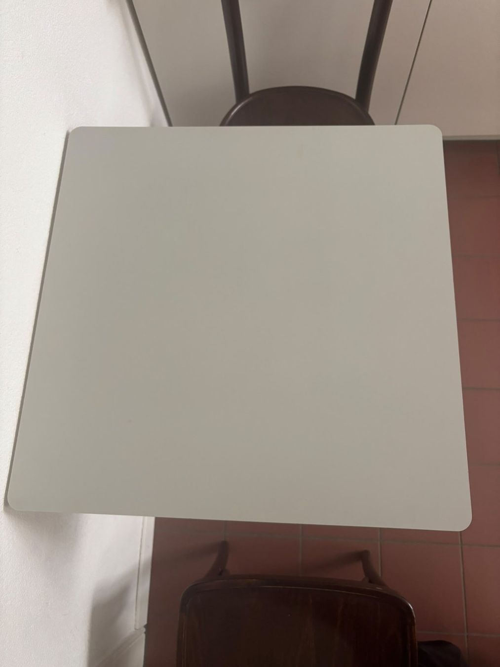 Hay Tische: Hay Neu Table - 60x60cm - hellgrau – Gebraucht aus Meilen von Tingaling627 5