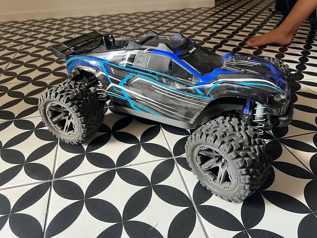 Traxxas Modellismo RC: Traxxas Rustler 4x4 BL 2S – Usato da Binningen venduto da boris4123