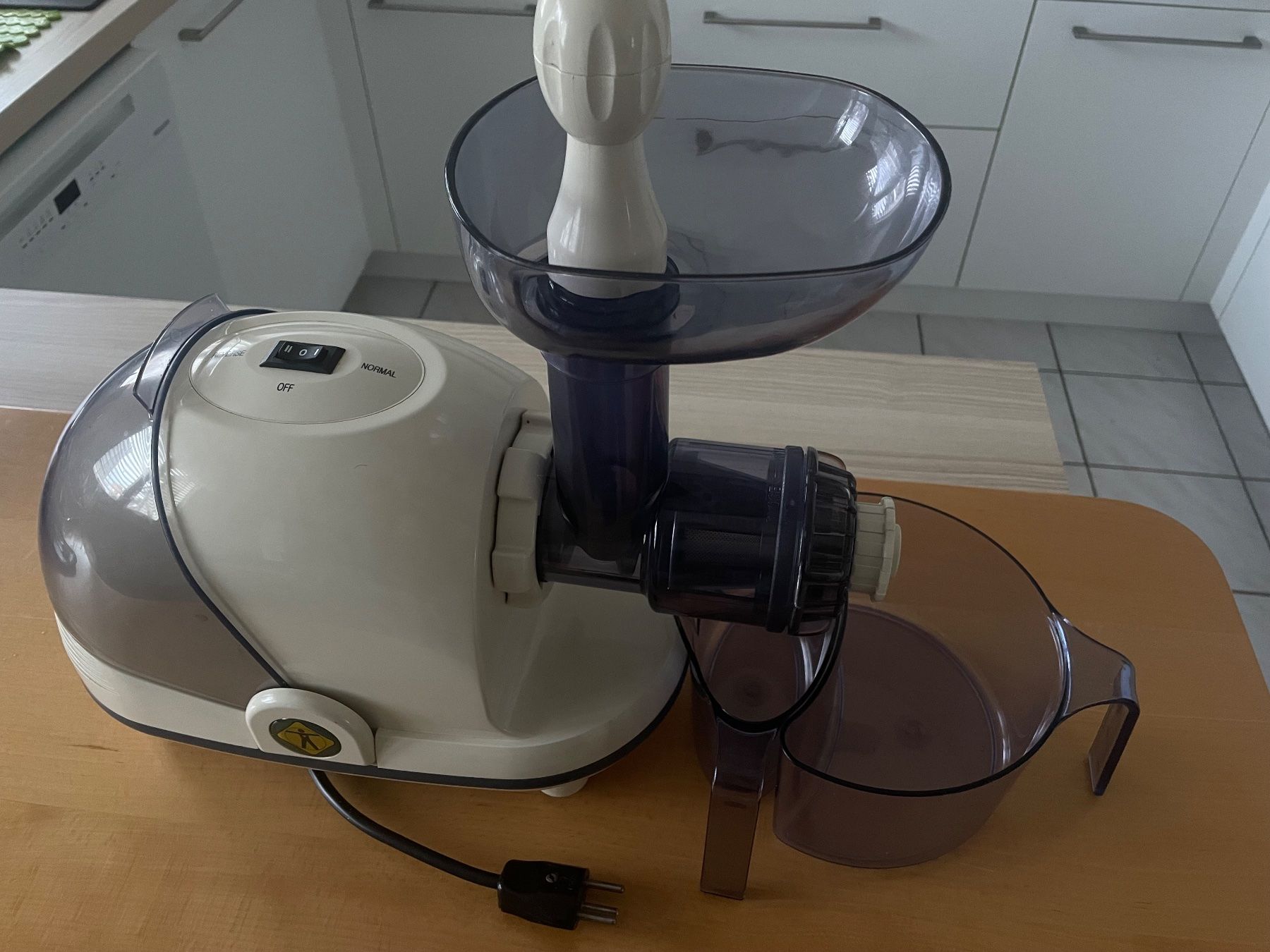 Elettrodomestici da cucina: Fruit juicer – Usato da muttenz venduto da bullurru