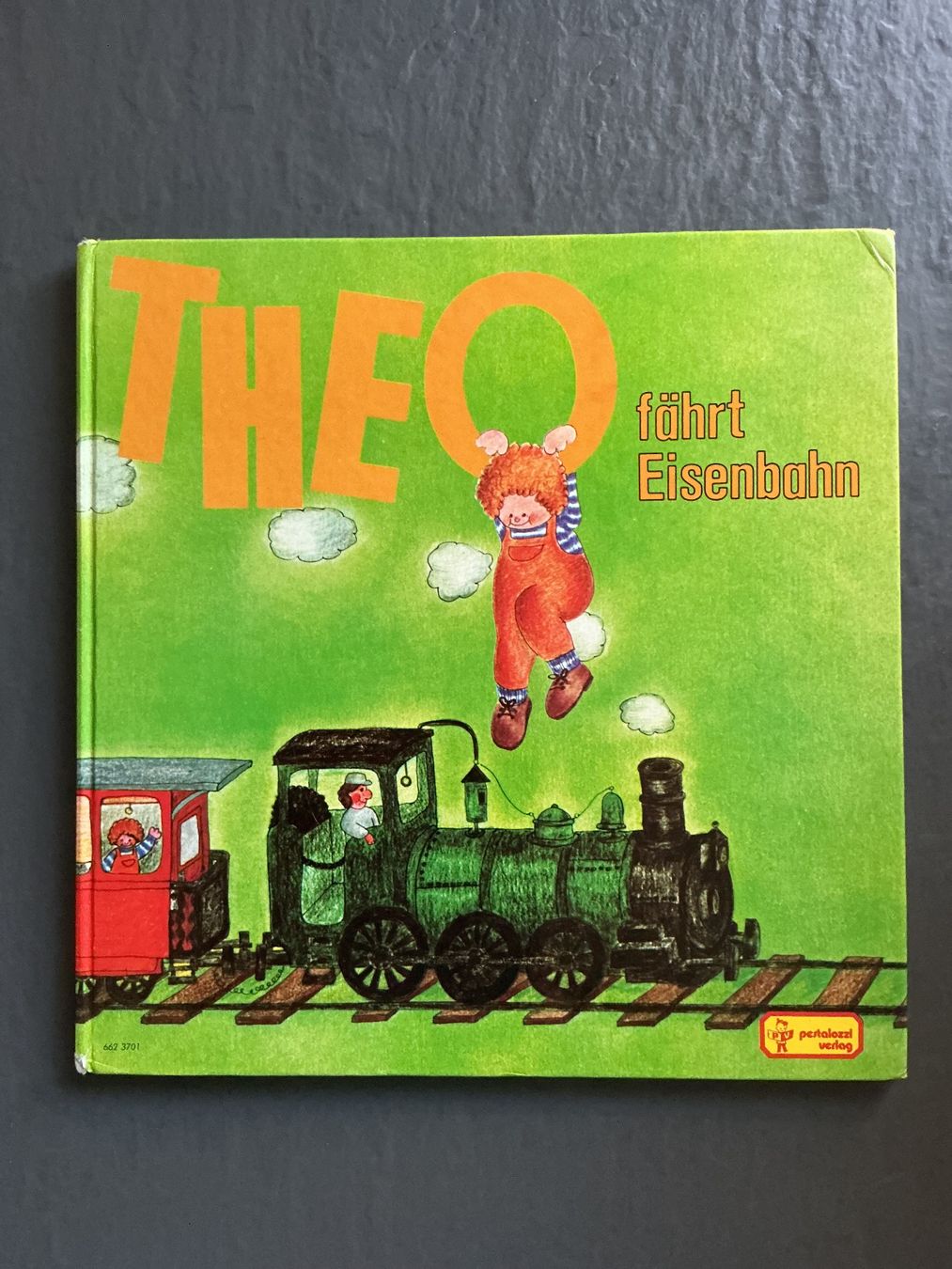 Libri: Theo fährt Eisenbahn – Usato da Niederhasli venduto da ercp4